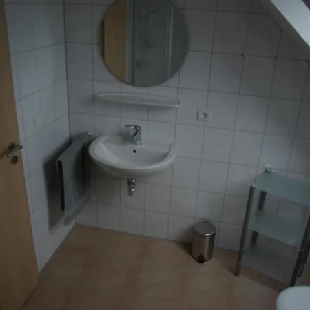 Wellness Mit Sauna Und Kaminofen Sowie Carport Und Terrasse