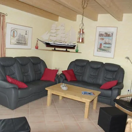 Wellness Mit Sauna Und Kaminofen Sowie Carport Und Terrasse Holiday home Krummhoern