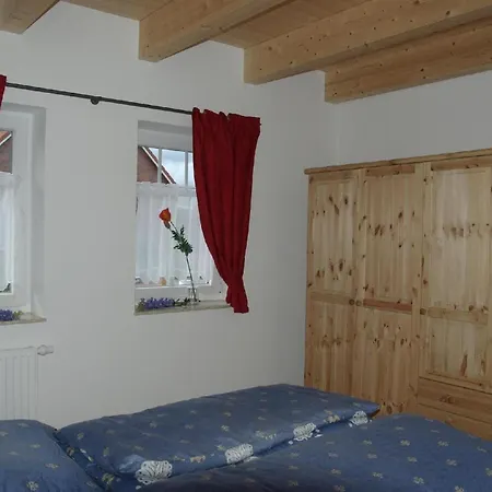 Wellness Mit Sauna Und Kaminofen Sowie Carport Und Terrasse